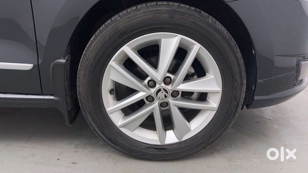 Skoda Rapid 1.5 Tdi Style/1.5 At Style, 2021, Petrol