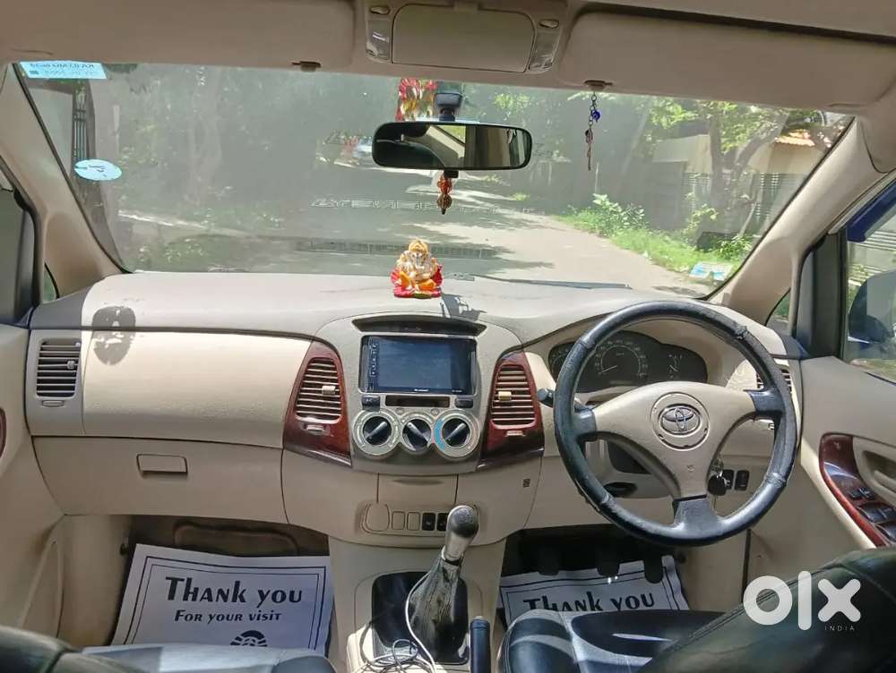 Toyota Innova 2005 Petrol Well Maintained