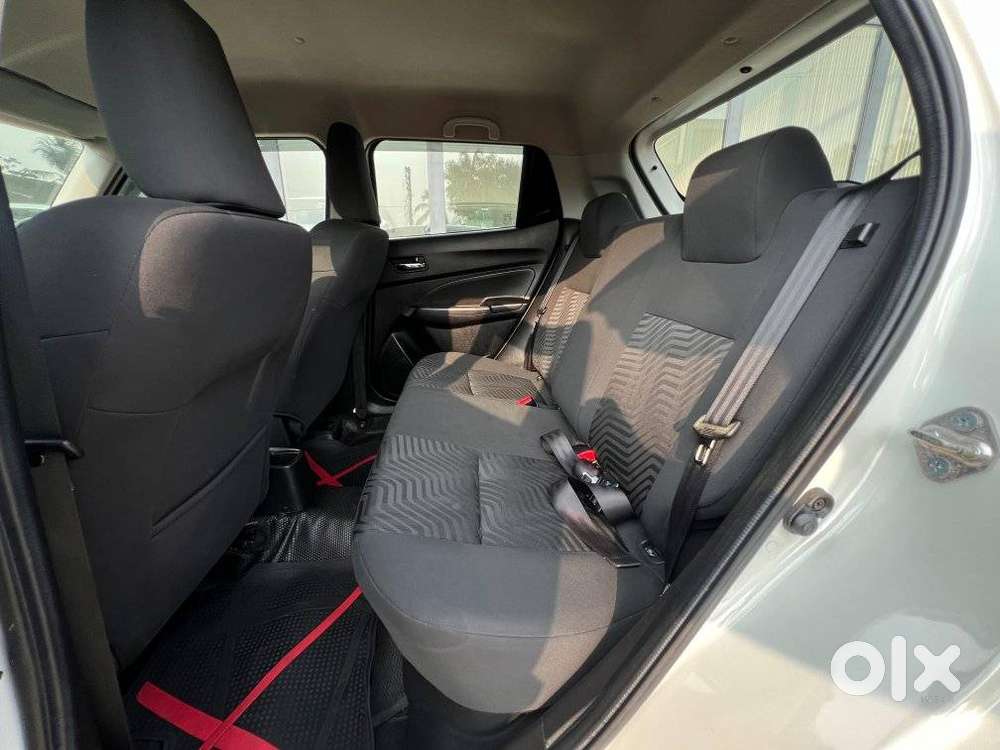 Maruti Suzuki Swift Amt Vxi, 2020, Petrol