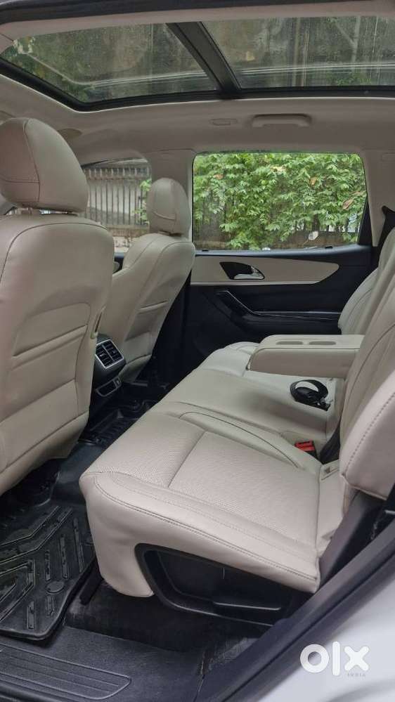 Mahindra Xuv700 2.2 Ax 7 Diesel At Luxury Pack Str, 2022, Diesel