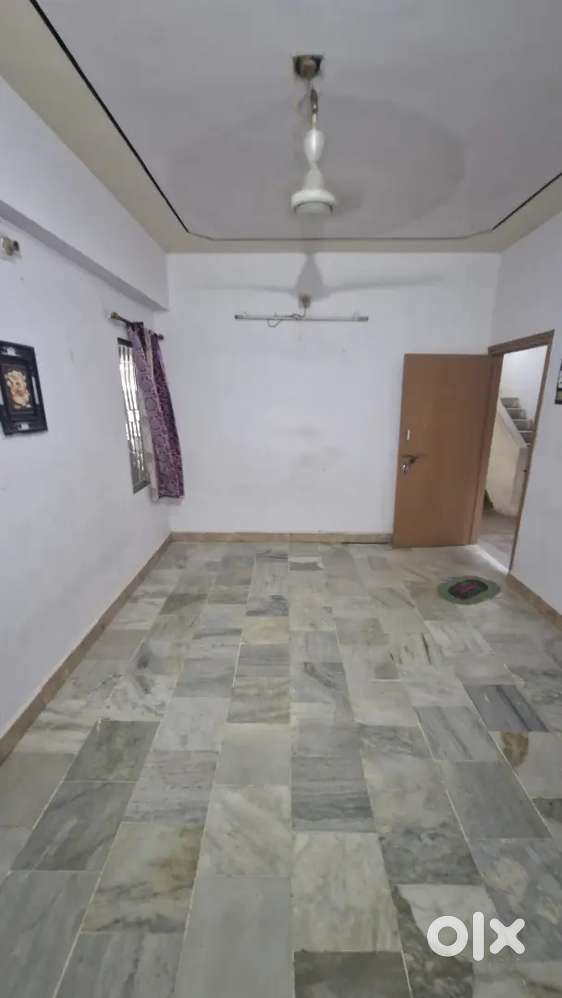2bhk flat with Fridge and Bed with very very reasonable rent