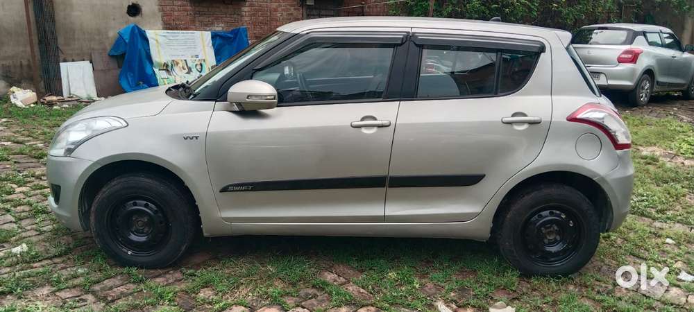 Maruti Suzuki Swift Vxi 1.2 Abs Bs-iv, 2014, Petrol