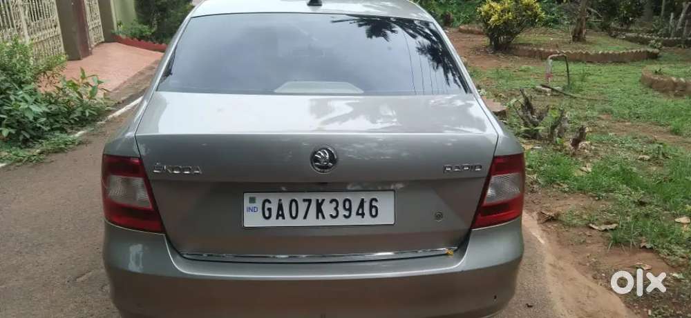 Skoda Rapid 2015 Petrol 980000 Km Driven