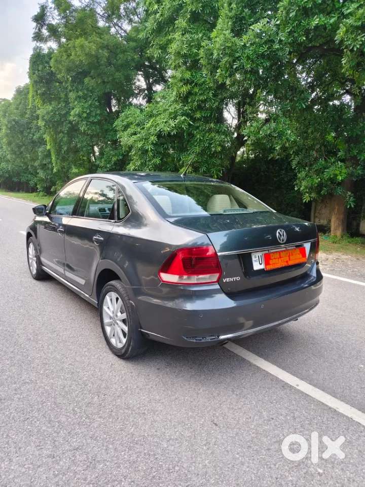 Volkswagen Vento 1.2 Tsi Highline Plus At, 2018, Petrol