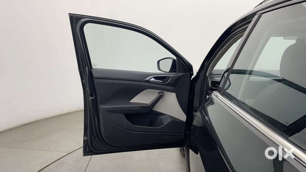 Volkswagen Taigun Topline 1.0 Tsi Mt (electric Seats), 2022, Petrol