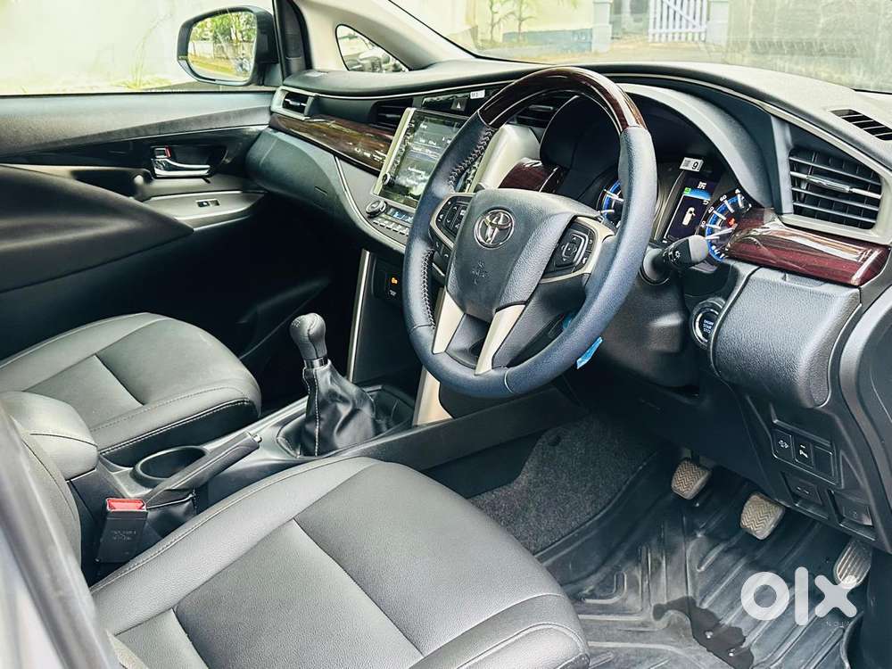 Toyota Innova Crysta