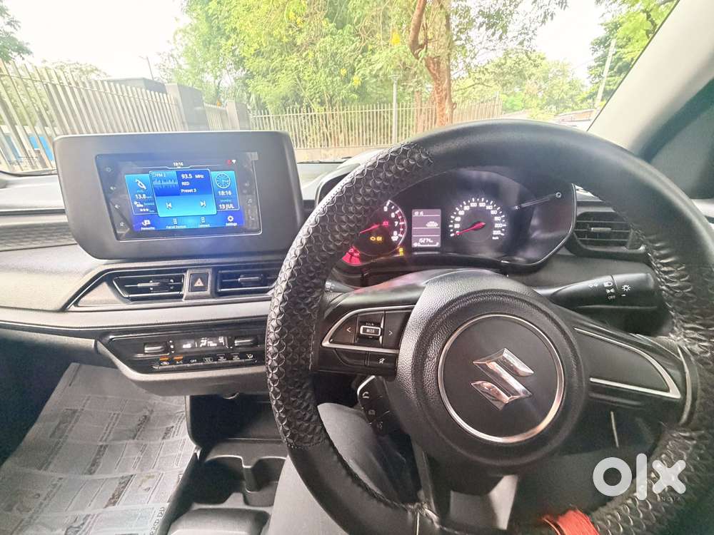 Maruti Suzuki Swift Vxi Ags, 2025, Petrol