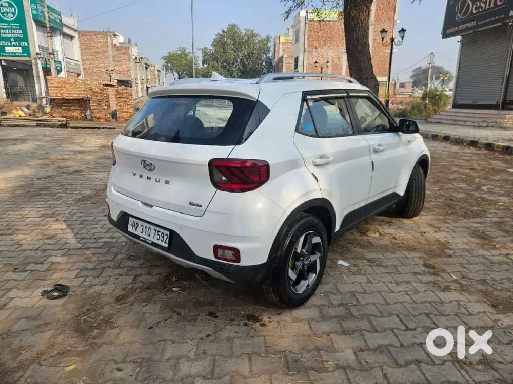 Hyundai Venue 2019 Petrol 57000 Km Driven Wsr