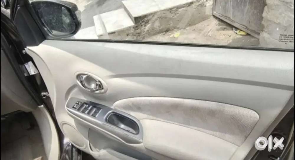 Nissan Sunny 2014 Diesel 150000 Km Driven