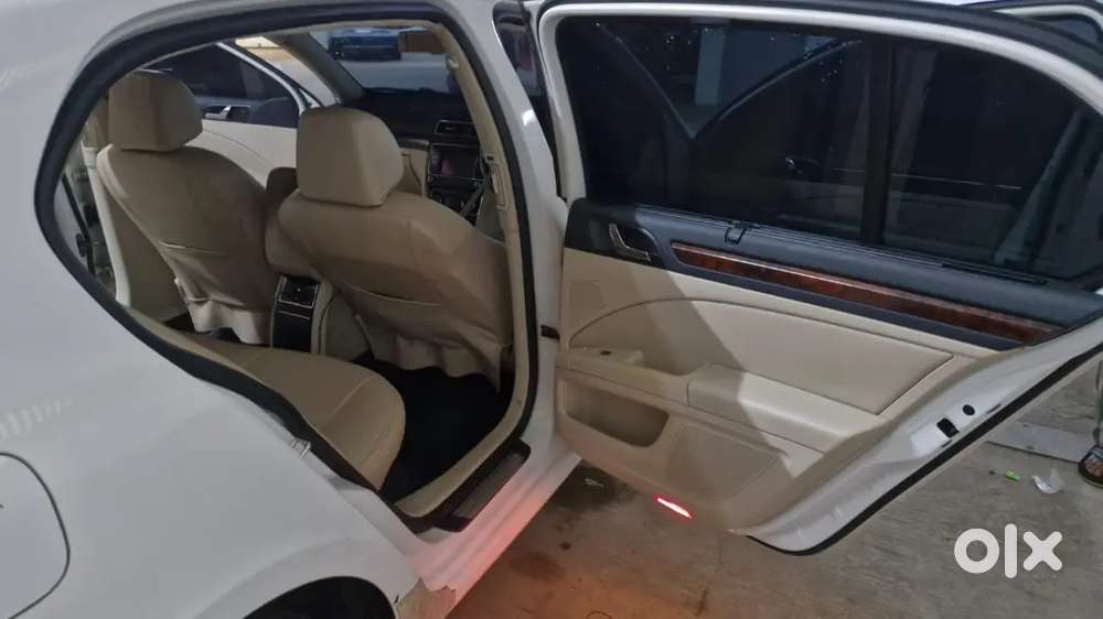 Skoda Superb 1.8 2013 With Manual Transmission