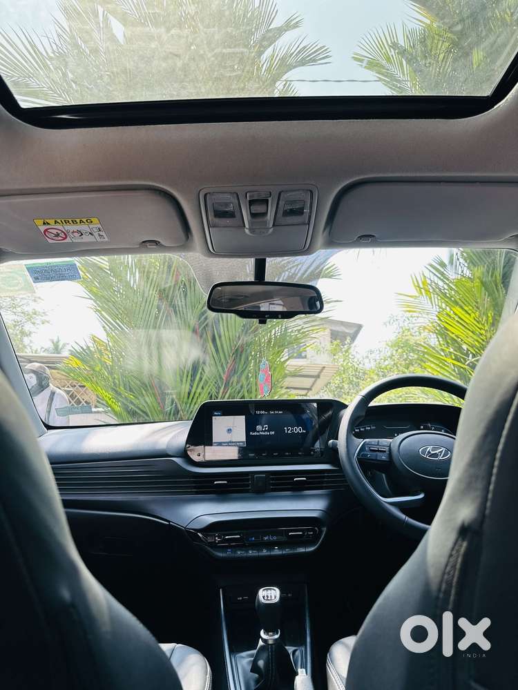 Hyundai I20 Asta (o) 1.2 Mt, 2023, Petrol