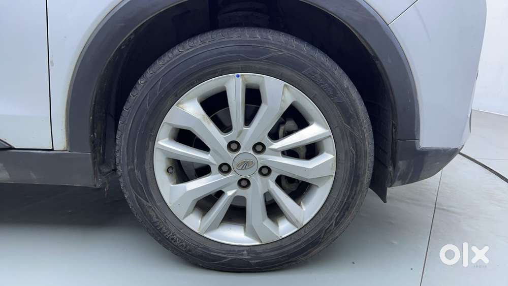 Mahindra Xuv300 W8, 2019, Petrol