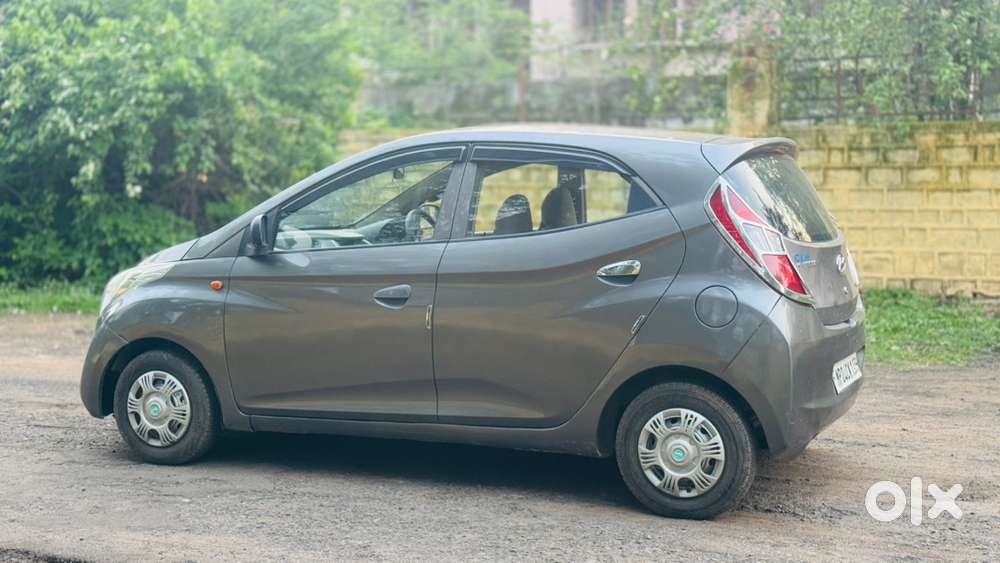 Hyundai Eon 2012 Petrol 74000 Km Driven