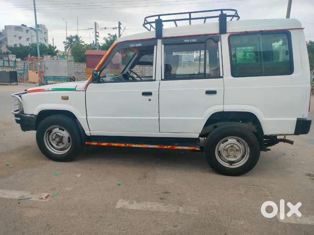 Tata Sumo A1 10 Seater Vehicle