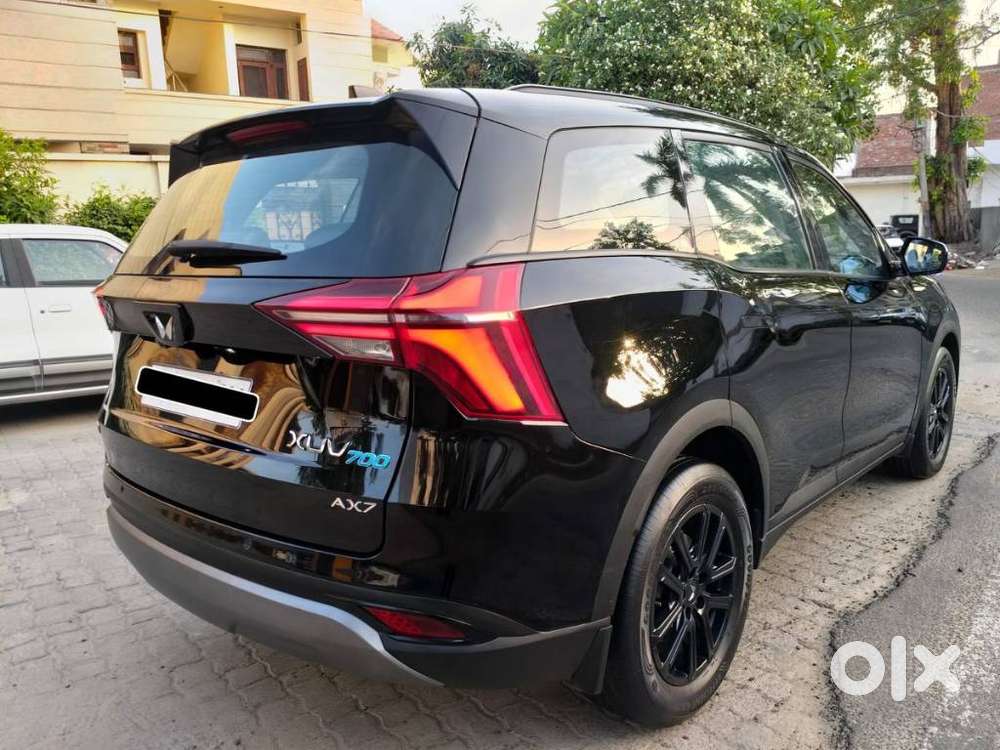 Mahindra Xuv700 2.2 Ax 7 Diesel At Str, 2025, Diesel