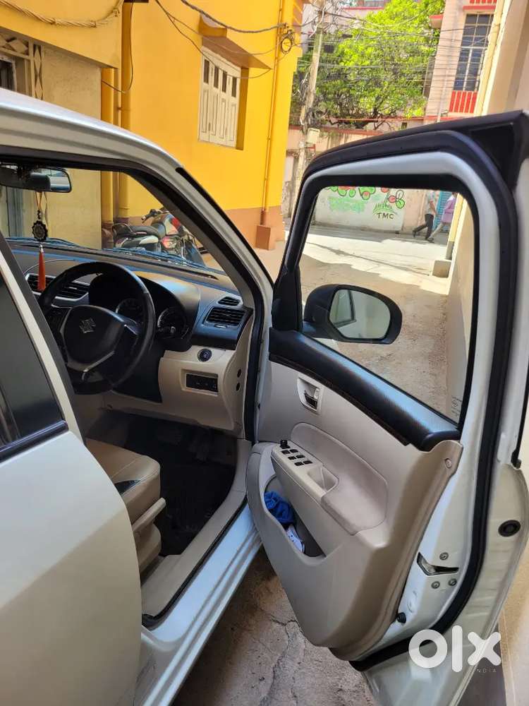 Maruti Suzuki Dzire 2016 Diesel 76000 Km Driven