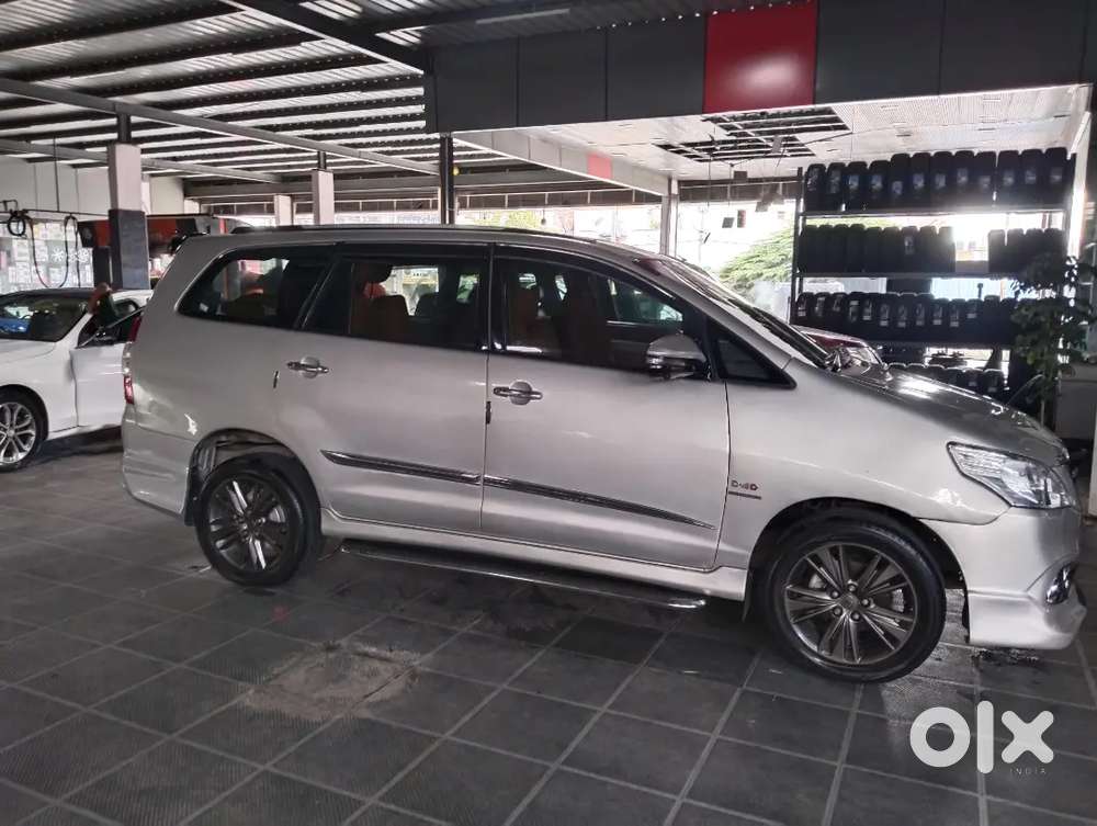 Toyota Innova 2009 Diesel Well Maintained