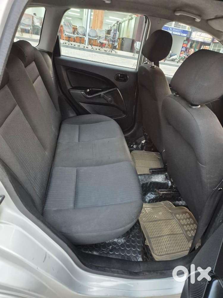 Ford Figo 1.2p Trend Mt, 2011, Diesel