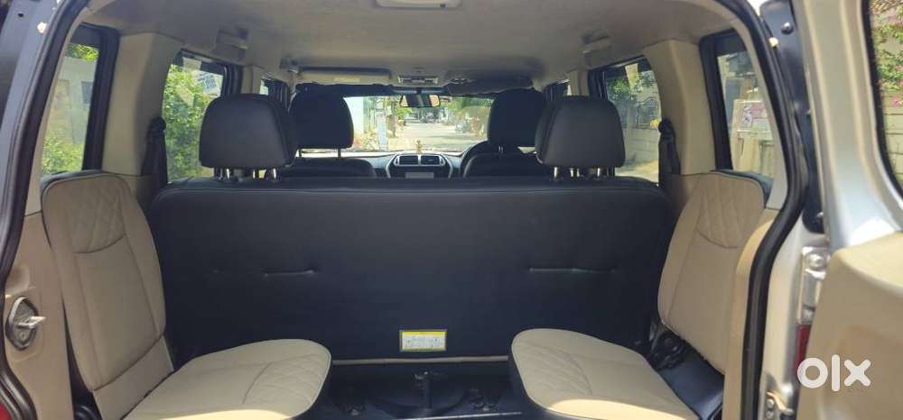 Mahindra Tuv 300 T10, 2018, Diesel