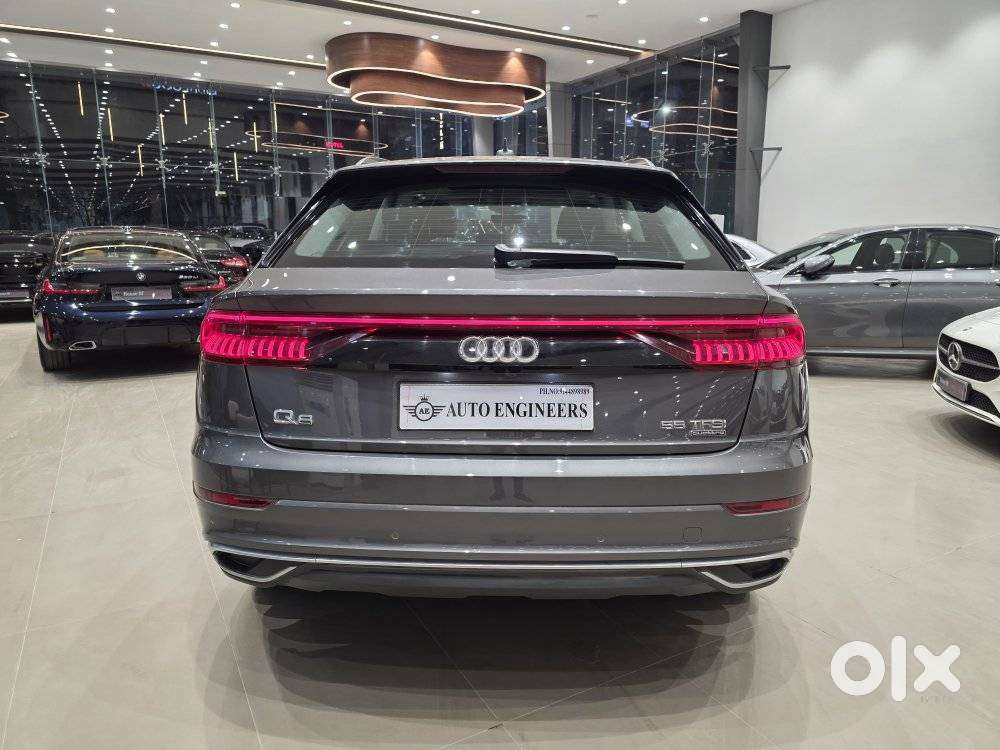 Audi Q8 Limited Edition, 2023, Petrol