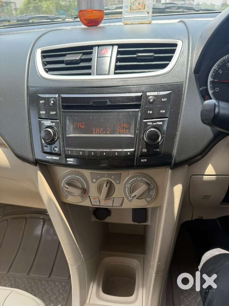 Maruti Suzuki Dzire 1.2 Vxi, 2016