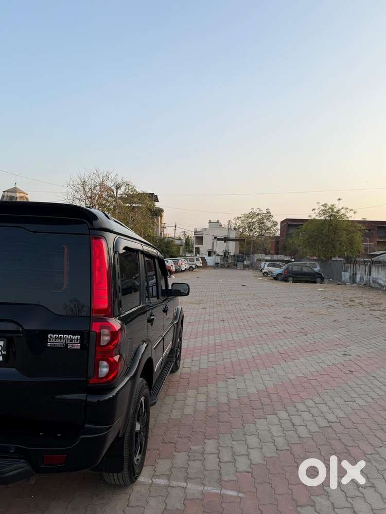 Mahindra Scorpio Classic 2.2 S 11 Mt 7 Cc, 2024, Diesel