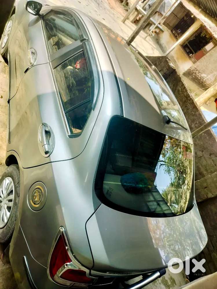 Maruti Suzuki Dzire 2019 Petrol 75000 Km Driven