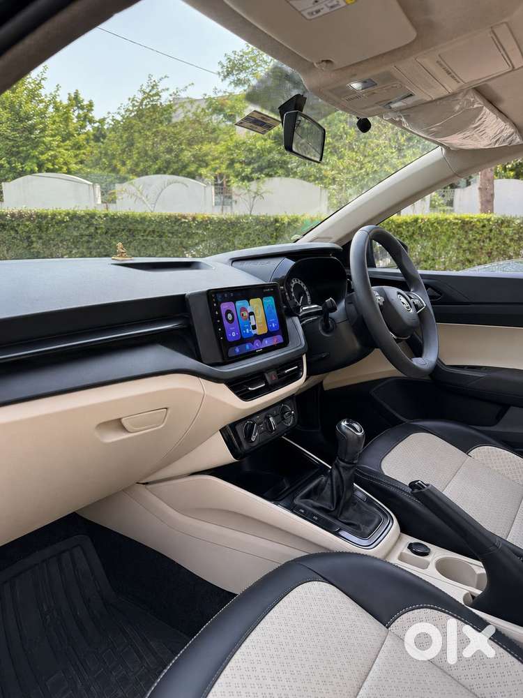 Skoda Slavia 1.0 Active Tsi, 2022, Petrol