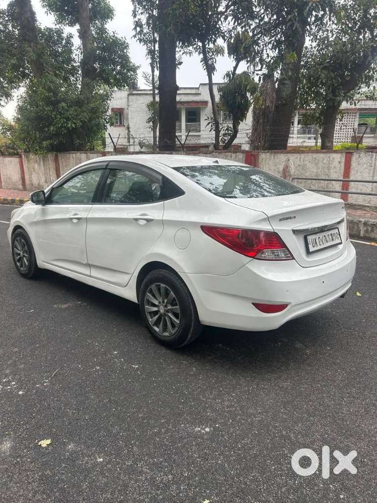 Hyundai Verna 1.6 Vtvt Sx, 2014, Petrol