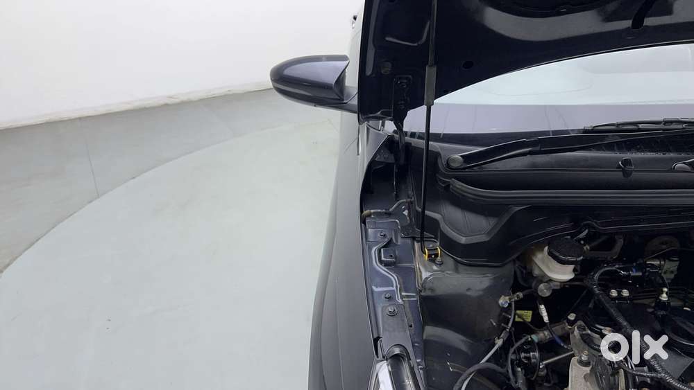 Hyundai New I20 1.2 Asta (o) Mt, 2022, Petrol