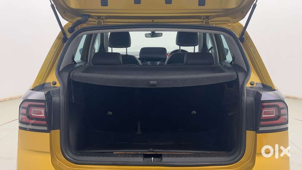 Volkswagen Taigun Topline 1.0 Tsi At (electric Seats), 2022, Petrol