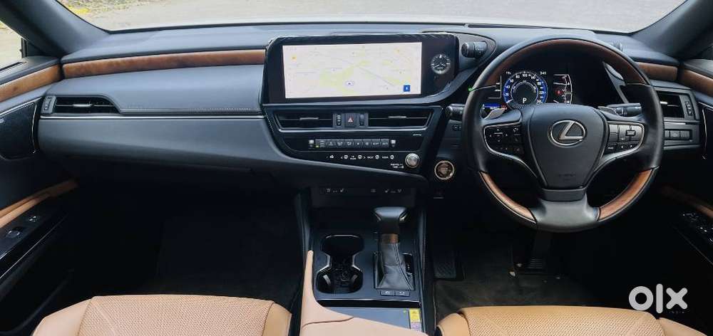 Lexus Es 300h Luxury, 2025, Petrol