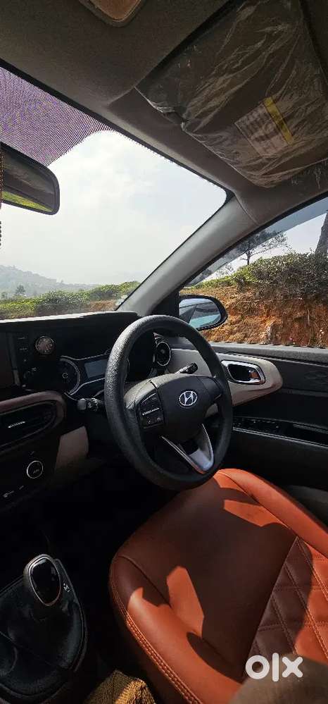 Hyundai Aura 2022 Petrol 16000 Km Driven