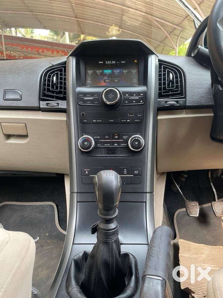 Mahindra Xuv500 2016