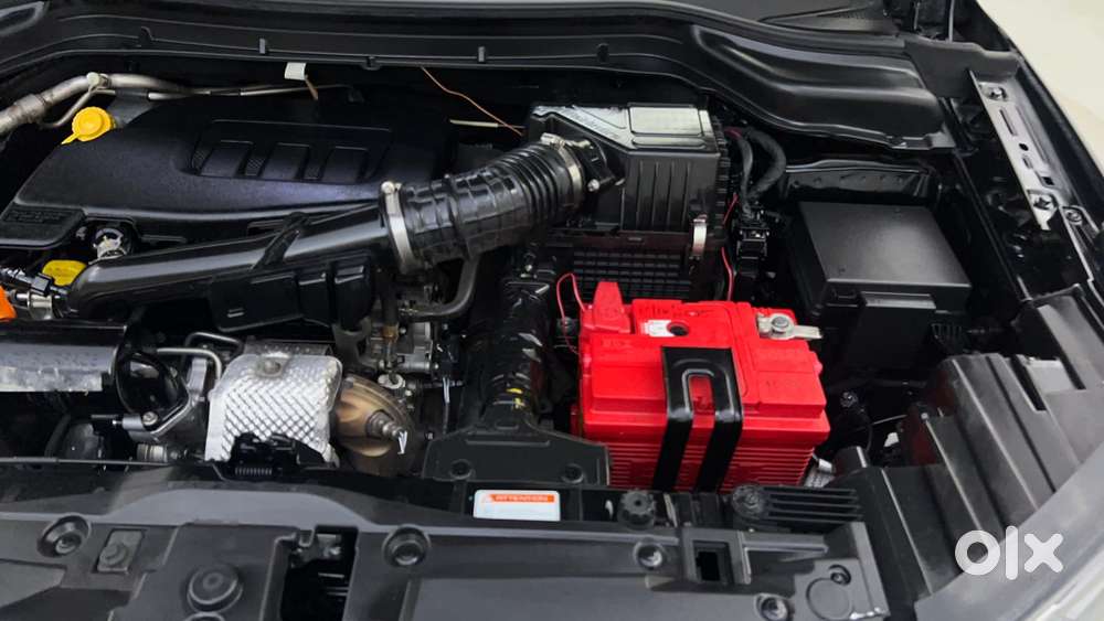 Mahindra Xuv300 W8 Option, 2022, Petrol