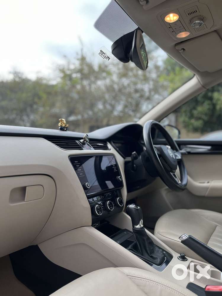 Skoda Octavia 1.8 Tsi At L K, 2018, Petrol