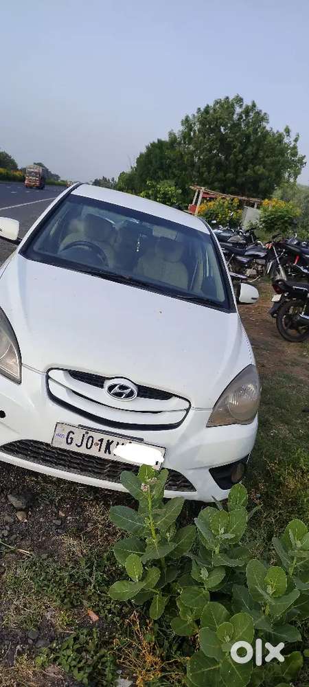 Hyundai Verna 2011