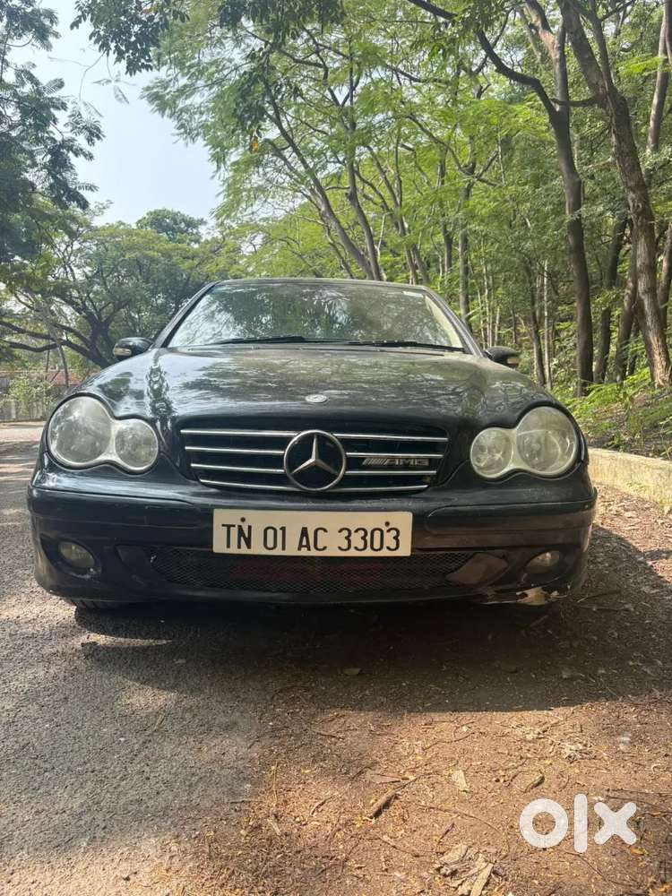 Mercedes-benz C-class 2007 Petrol 117300 Km Driven