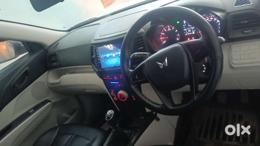 Mahindra Xuv300 Petrol 35000 Km Driven