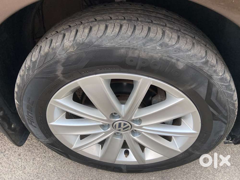 Volkswagen Vento 1.2l Tsi Highline Plus At Petrol, 2017, Petrol