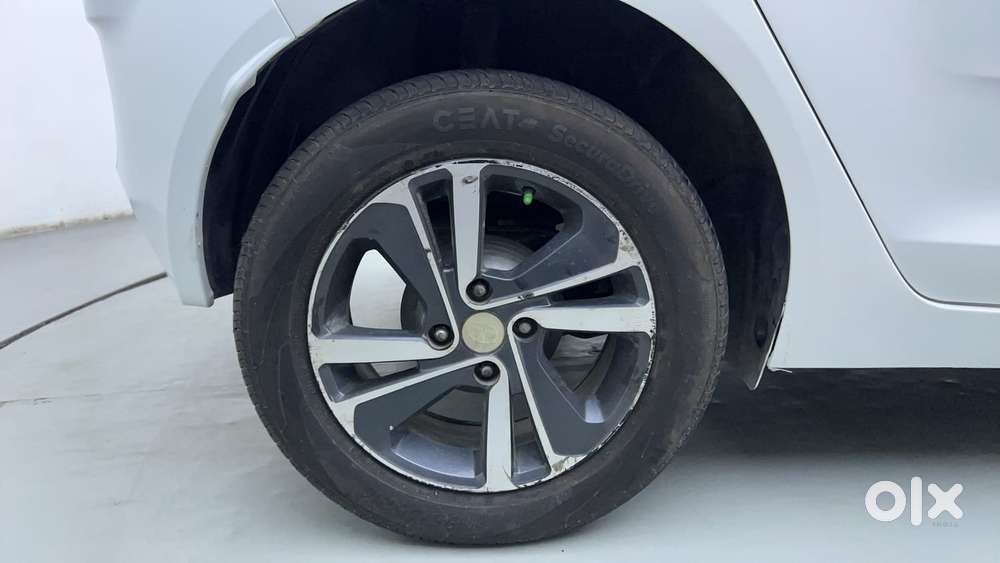 Tata Altroz 1.5 Xz Plus Diesel, 2021, Diesel