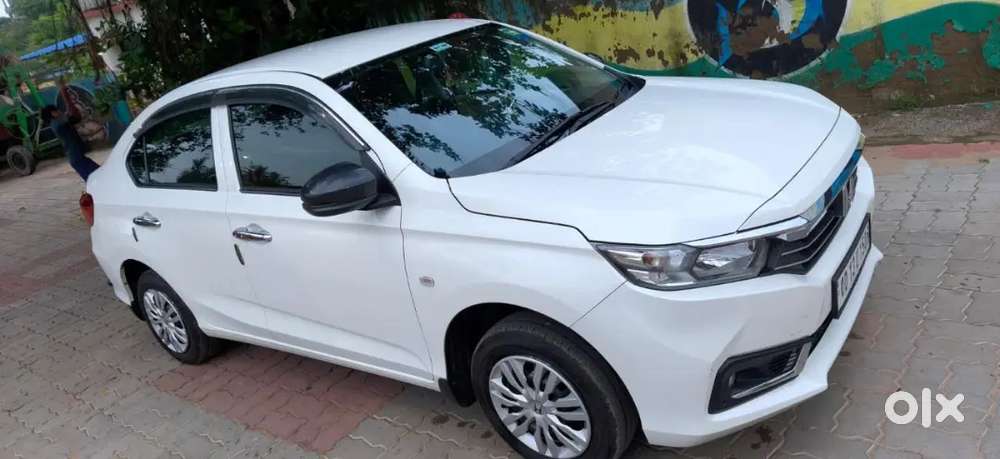 Honda Amaze 2023 Petrol Well Maintained