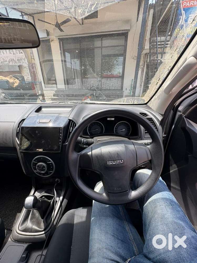 Isuzu Hi-lander 2025 Diesel Brand New Car