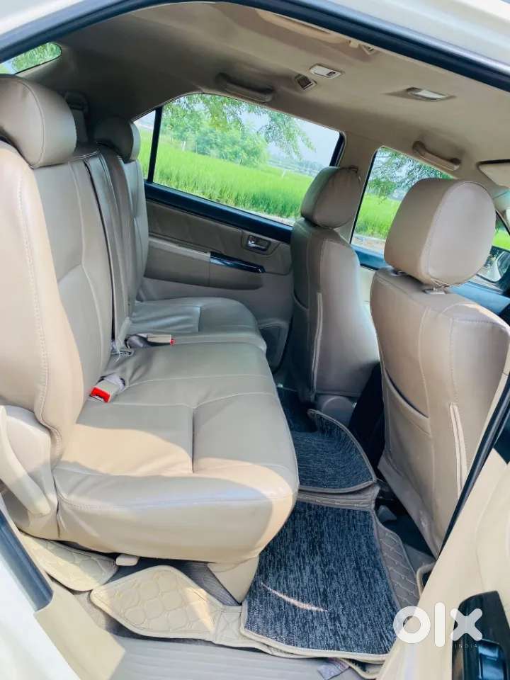 Toyota Fortuner 4x2 At, 2015, Diesel