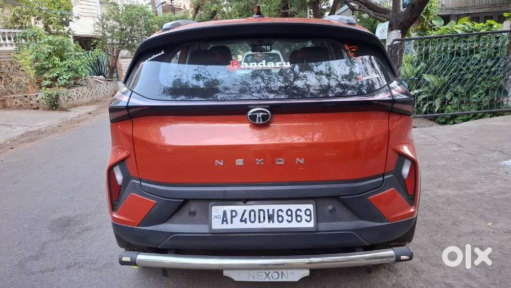 Tata Nexon Pure (s) 1.2 Petrol 6amt, 2024, Petrol