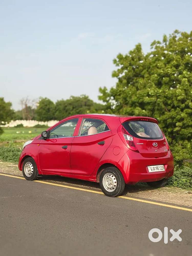 Hyundai Eon 2nd Owner 2013 Petrol