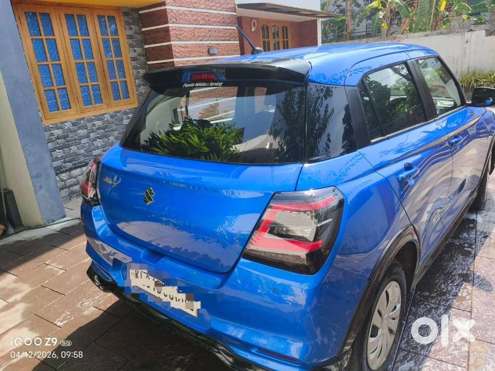 Maruti Suzuki Swift Vxi Amt 2024  9300 Km  Single Owner  Bumper-to-