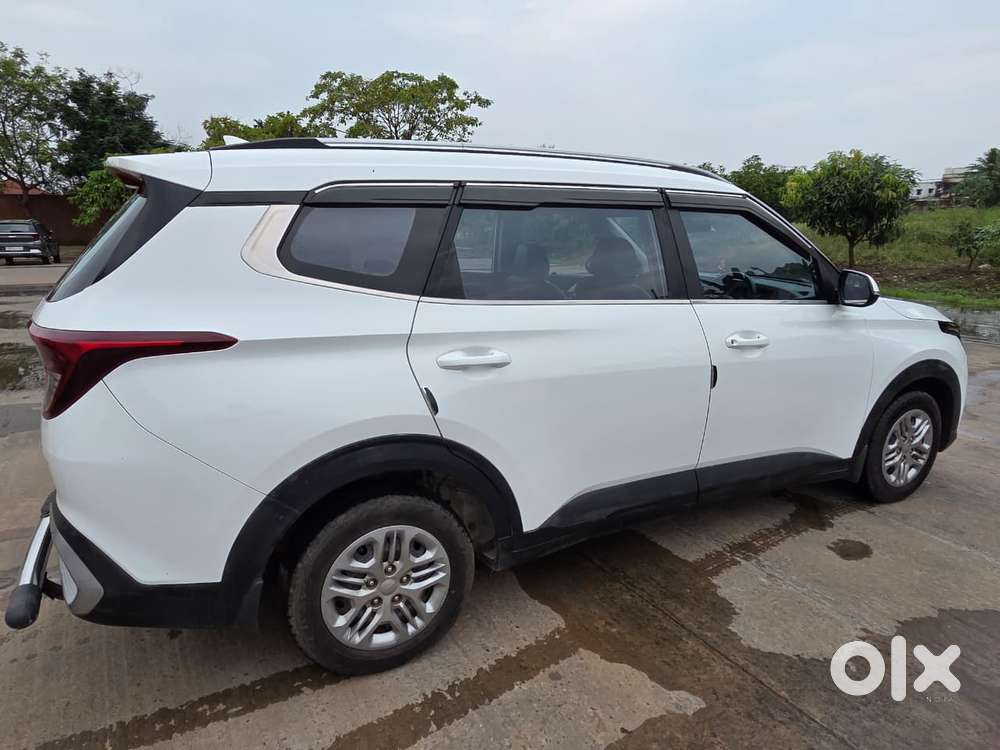 Kia Carens 1.4 Prestige 7 Str, 2023, Petrol