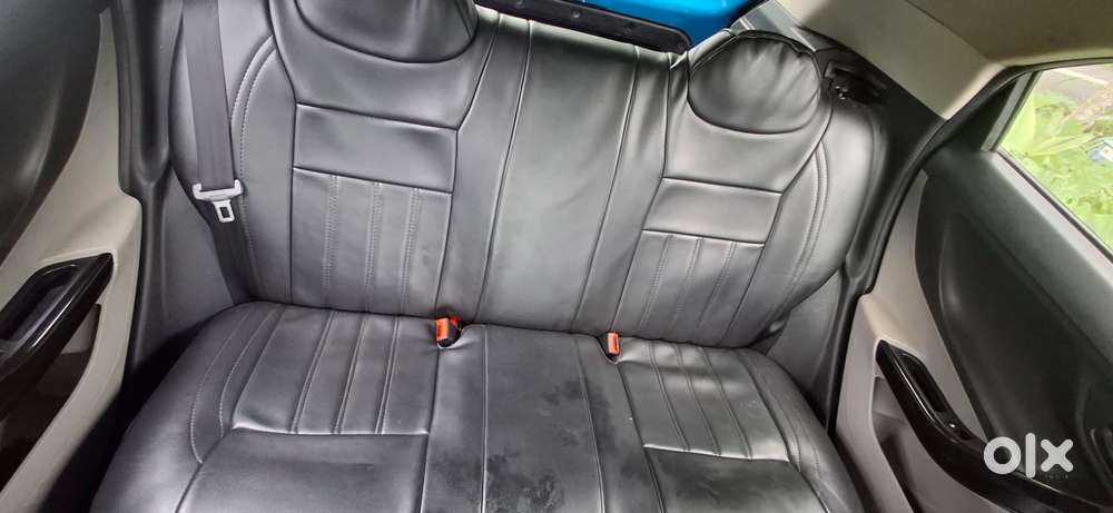 Tata Nexon 1.2 Revotron Xma Amt (s), 2018, Diesel