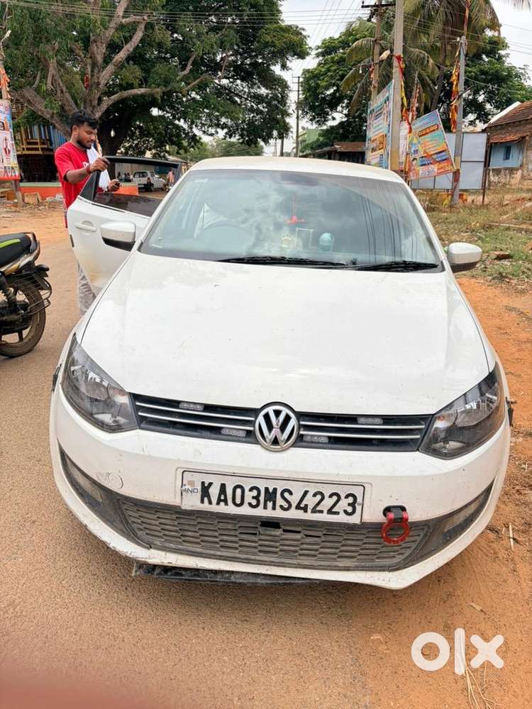 Volkswagen Polo 2013 Petrol 93000 Km Driven